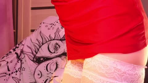 Snapshot of sandraboyl chatting on 01-30-25, 01:33 Sandy online show from 01-30-25, 01:33