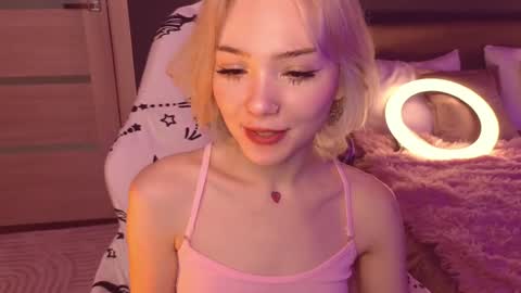 Snapshot of sandraboyl chatting on 02-04-25, 04:05 Sandy online show from 02-04-25, 04:05