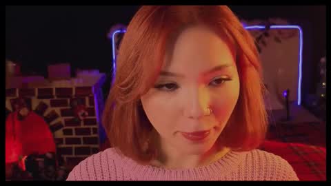 Snapshot of sandraboyl chatting on 12-16-25, 09:36 Sandy online show from 12-16-25, 09:36