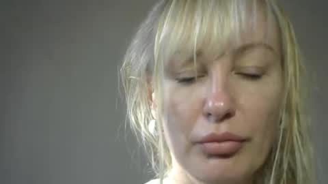 Snapshot of sandraglamour chatting on 09-24-25, 01:47 Sandra online show from 09-24-25, 01:47