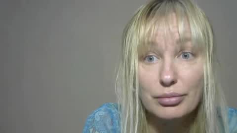 Snapshot of sandraglamour chatting on 09-30-25, 03:39 Sandra online show from 09-30-25, 03:39