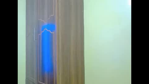 Snapshot of sandrah_ chatting on 01-06-26, 02:04 Sandy online show from 01-06-26, 02:04