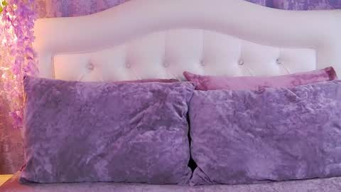 Sandra online show from 04-25-26, 10:07