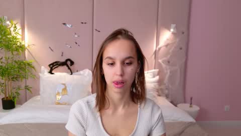 Snapshot of sandrazoe chatting on 11-02-25, 03:09 San online show from 11-02-25, 03:09