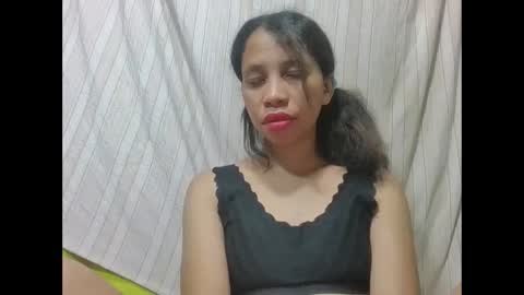 sandrinah788632 online show from 11-14-25, 08:24