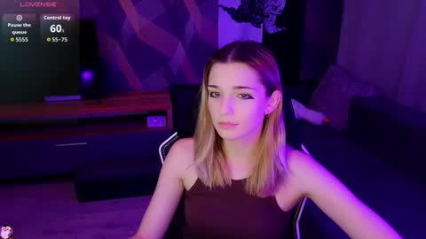 Snapshot of sandy_belle88 chatting on 09-23-25, 06:44 sandy_belle88 online show from 09-23-25, 06:44