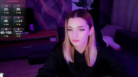 Snapshot of sandy_belle88 chatting on 10-03-25, 07:11 sandy_belle88 online show from 10-03-25, 07:11