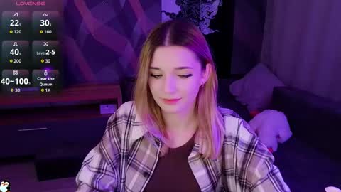 Snapshot of sandy_belle88 chatting on 10-07-25, 10:40 sandy_belle88 online show from 10-07-25, 10:40