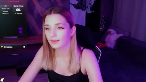 Snapshot of sandy_belle88 chatting on 10-17-25, 06:43 sandy_belle88 online show from 10-17-25, 06:43