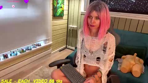 Snapshot of sandy_chris chatting on 02-08-26, 07:34 Sandy and Chris online show from 02-08-26, 07:34