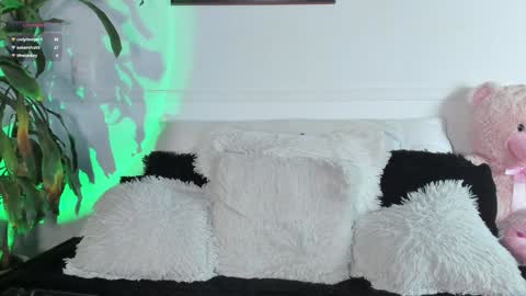 Snapshot of sandy_morgan chatting on 01-24-25, 07:30 sandy morgan online show from 01-24-25, 07:30