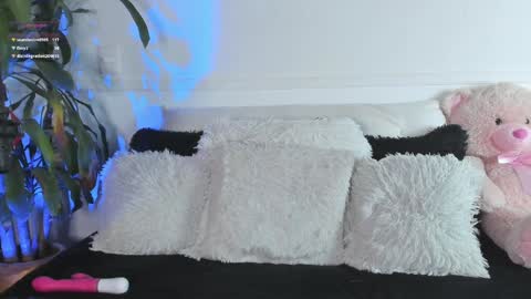 Snapshot of sandy_morgan chatting on 01-25-25, 07:06 sandy morgan online show from 01-25-25, 07:06