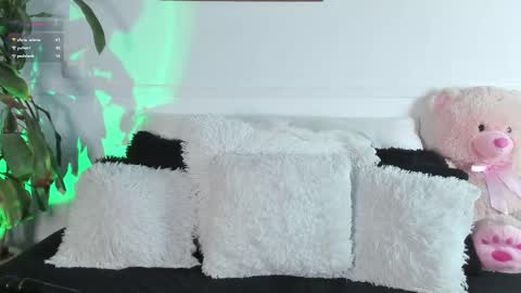 Snapshot of sandy_morgan chatting on 02-18-25, 07:10 sandy morgan online show from 02-18-25, 07:10