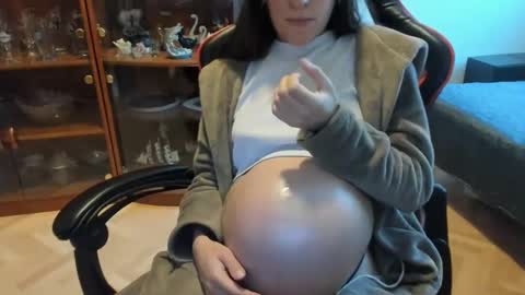 Snapshot of sandysun_shine chatting on 12-11-24, 12:02 Sandy online show from 12-11-24, 12:02