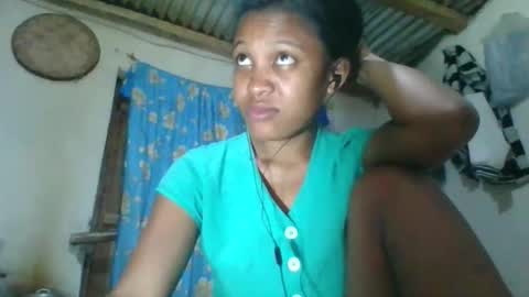 sanelie09 online show from 11-16-25, 08:47