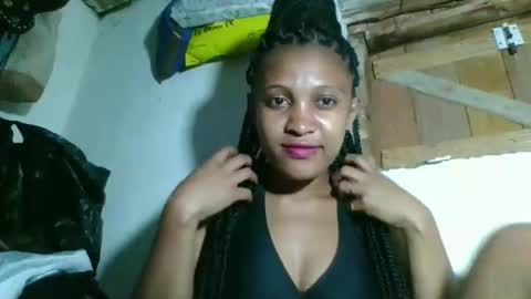 sanelie09 online show from 11-17-25, 07:08