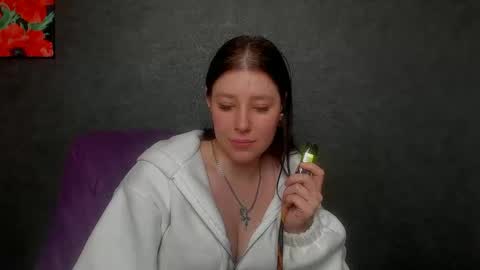 Snapshot of sannyflower chatting on 01-15-25, 01:31 karina online show from 01-15-25, 01:31