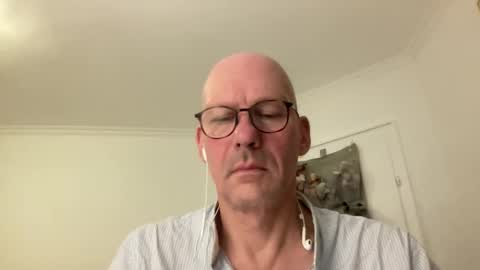 Snapshot of santaclausonice chatting on 11-16-25, 10:04 santaclausonice online show from 11-16-25, 10:04