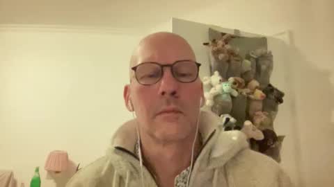 Snapshot of santaclausonice chatting on 11-27-25, 10:34 santaclausonice online show from 11-27-25, 10:34