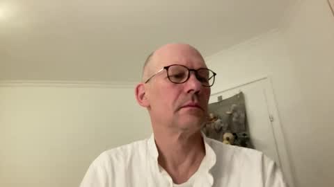 Snapshot of santaclausonice chatting on 12-04-25, 10:29 santaclausonice online show from 12-04-25, 10:29