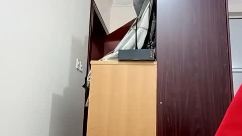 Snapshot of santhoshlees chatting on 02-07-25, 04:48 Harder online show from 02-07-25, 04:48