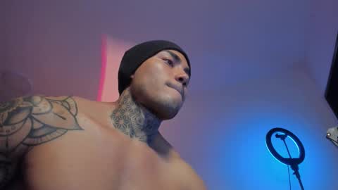 Santi Ferrer online show from 12-14-25, 01:33