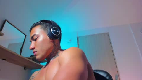 Santi Ferrer online show from 03-15-26, 01:44