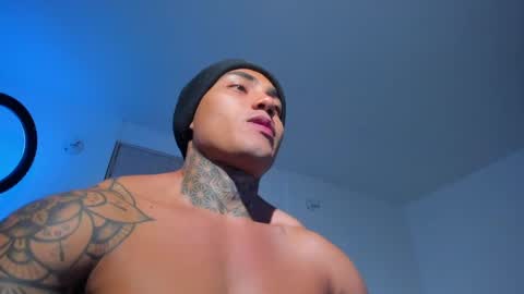 Snapshot of santi__ferrer chatting on 05-08-26, 03:01 Santi Ferrer online show from 05-08-26, 03:01