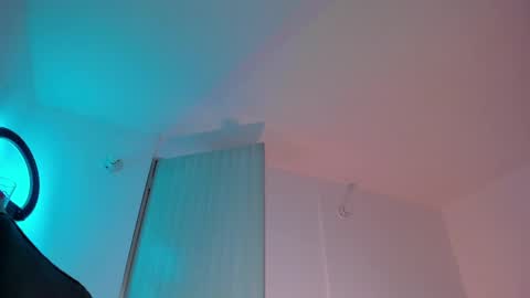 Snapshot of santi__ferrer chatting on 05-15-26, 01:23 Santi Ferrer online show from 05-15-26, 01:23
