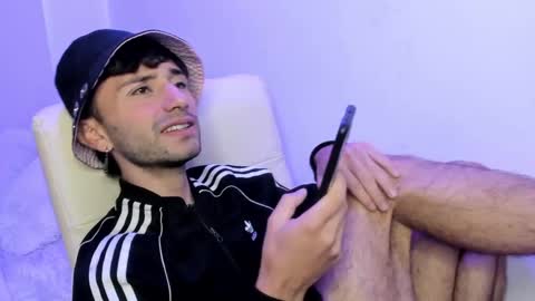 Santi online show from 01-12-25, 04:08