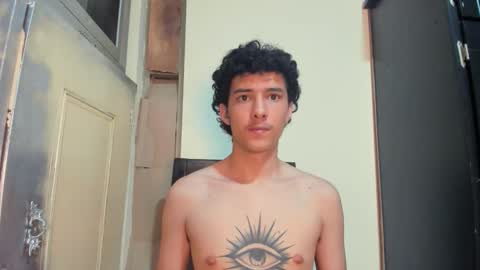 santi_twink19 online show from 11-14-25, 01:26
