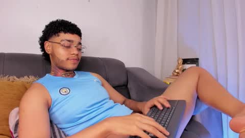 Santiago online show from 11-11-25, 12:54