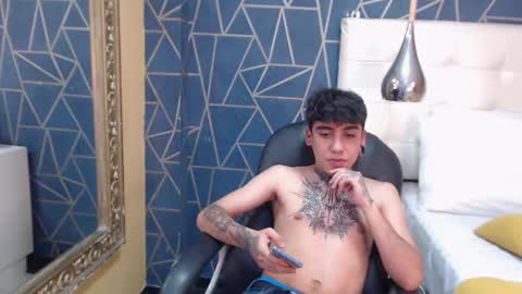 SantiAbader online show from 11-02-25, 03:53