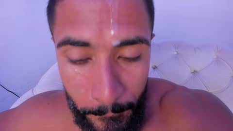 santiago_huntt online show from 09-23-25, 10:02