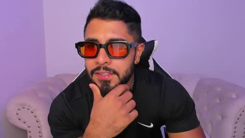 santiago_huntt online show from 03-31-26, 09:26