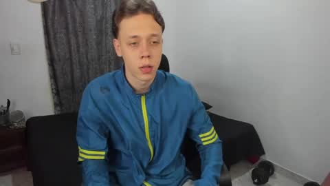 Julius Novachrono  online show from 04-16-26, 10:23