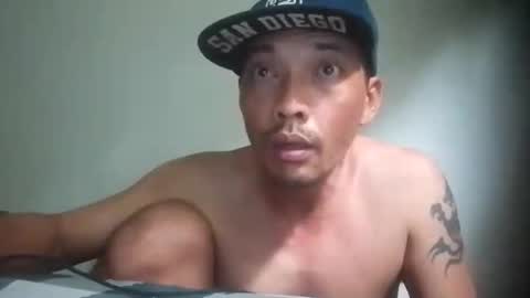 Snapshot of santichai561323 chatting on 11-18-25, 04:17 santichai561323 online show from 11-18-25, 04:17