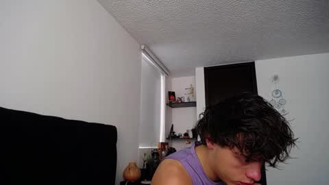 Santii online show from 12-27-24, 02:33