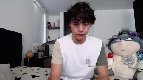 Santii online show from 01-22-25, 03:18