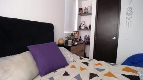 Santii online show from 02-04-25, 03:36