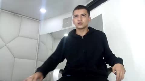 SanttiiBuck online show from 03-01-26, 11:45