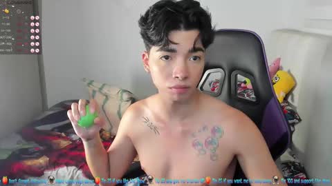 Mr. Santiago online show from 02-19-25, 04:00