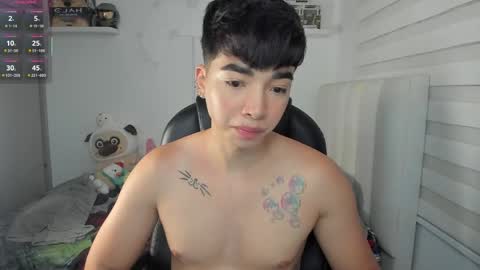 Mr. Santiago online show from 04-14-26, 02:01