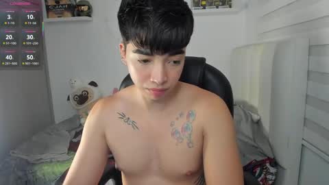 Mr. Santiago online show from 04-25-26, 01:36