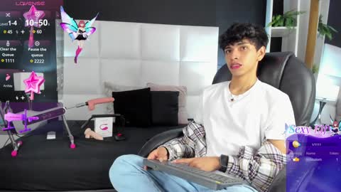 Santiago Carrington online show from 12-18-24, 10:02