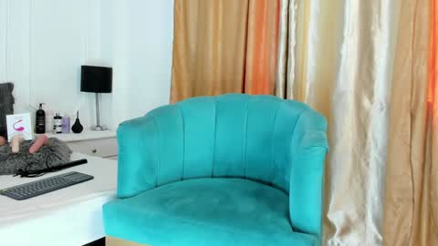 Santiago Carrington online show from 01-24-25, 07:07