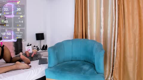 Santiago Carrington online show from 02-04-25, 05:10