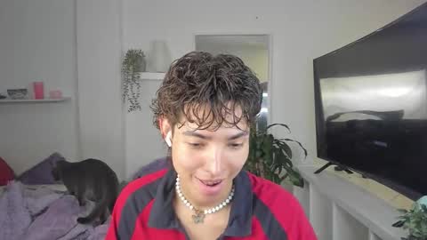 kitty online show from 11-22-25, 10:42