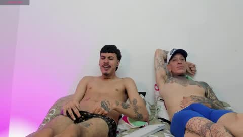 santy_of1 online show from 06-04-26, 03:18