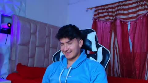 Santyago online show from 12-20-24, 10:43